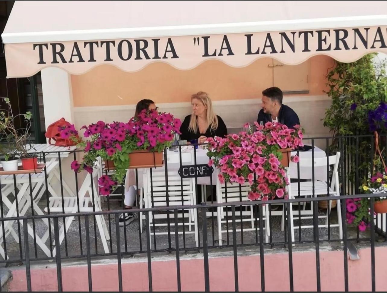 Отель Lanterna Корнилья Экстерьер фото
